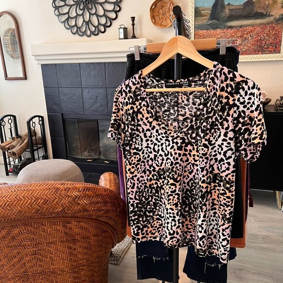 Veronica Beard Shirt Womens Size Small Colorful Leopard Print 100% Pima Cotton - Picture 10 of 10